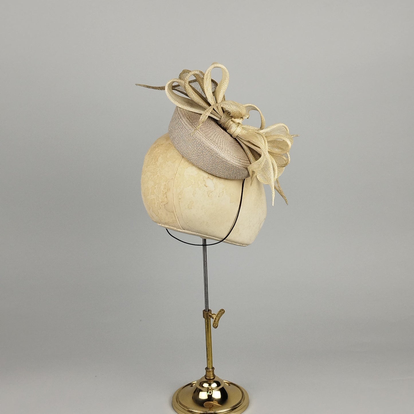 Taupe Blossom